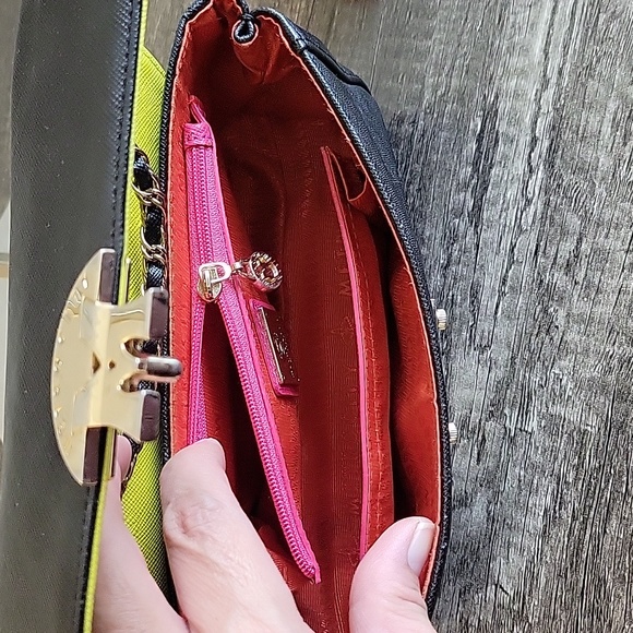 ❤️ MetroCity black shoulder bag - Picture 12 of 13